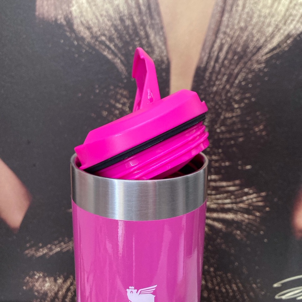 Stanley Aerolight Hot Pink 20 oz. Transit Bottle - Picture 3 of 4